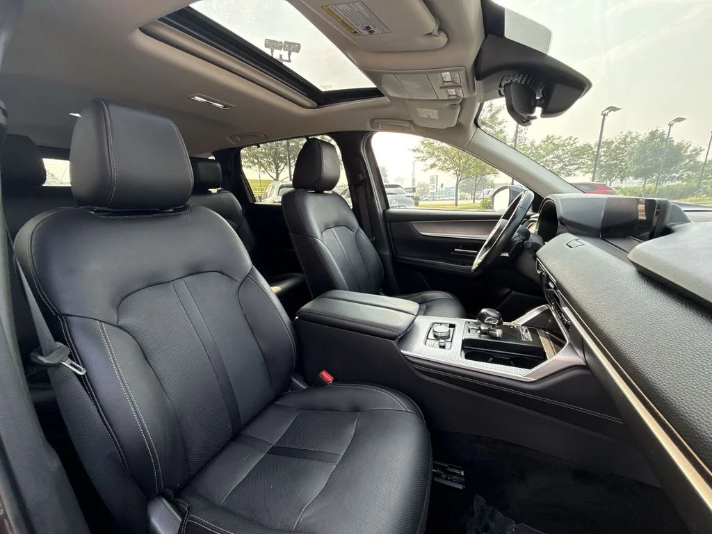 Used 2024 Gray Mazda Preferred image 29