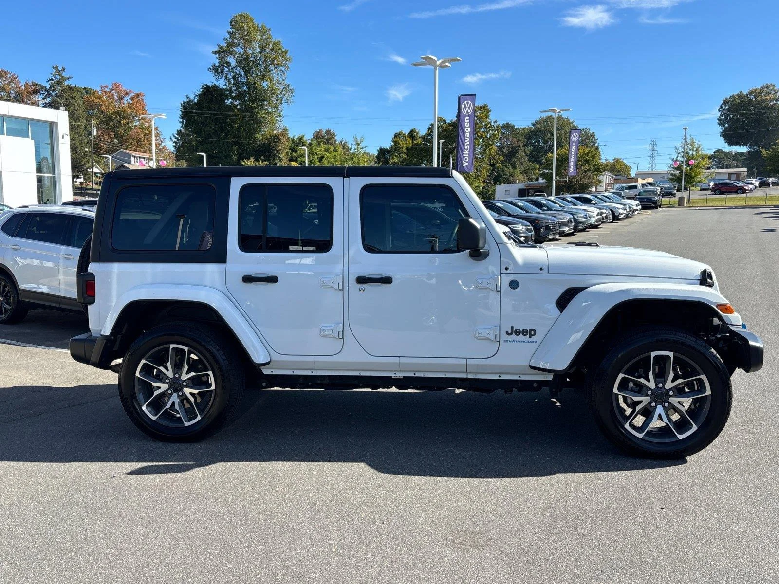 Used 2024 Bright White Clearcoat Jeep Sport S image 6