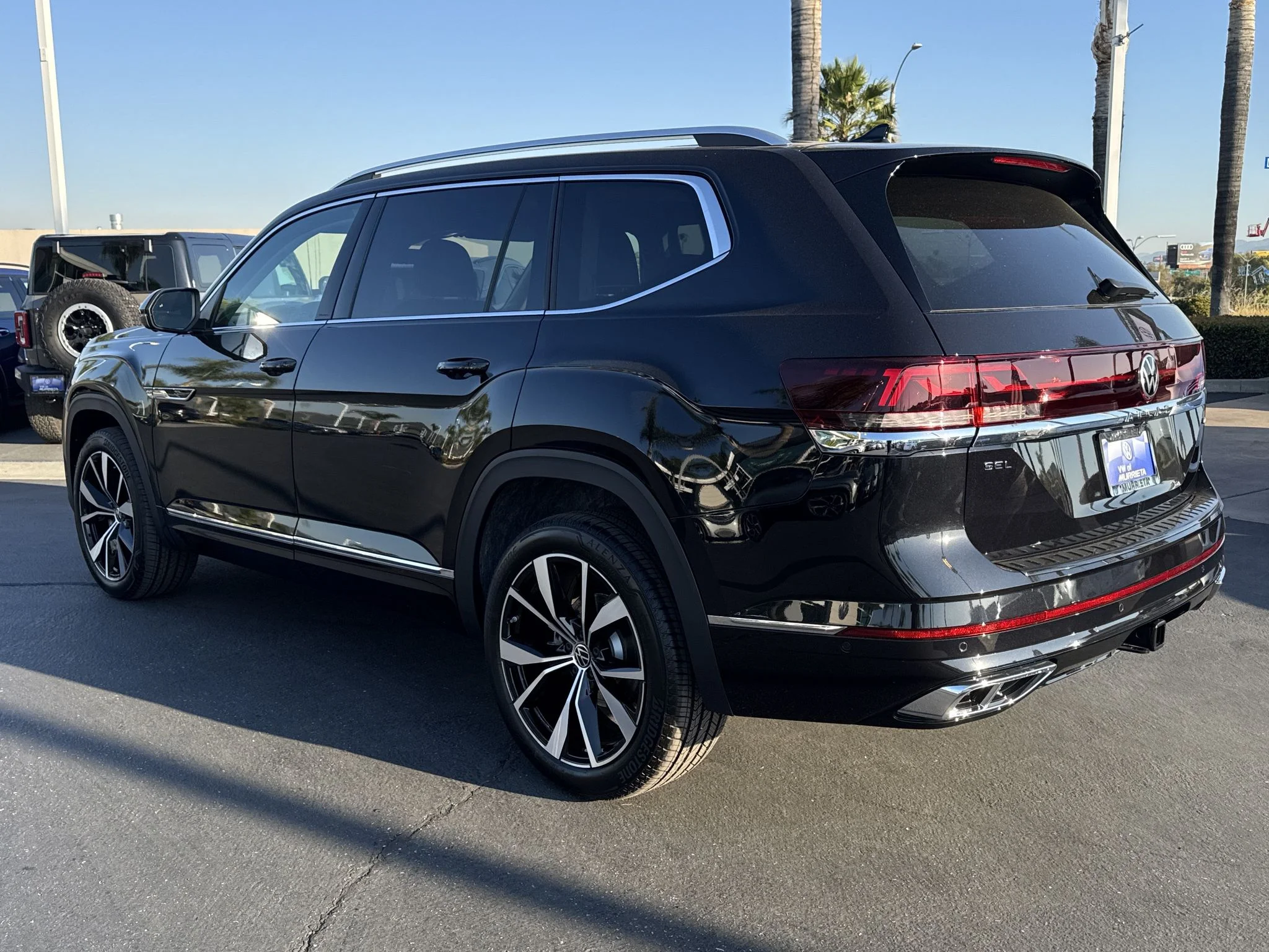 New 2026 Deep Black Pearl Volkswagen 2.0T SEL Premium R-Line image 6