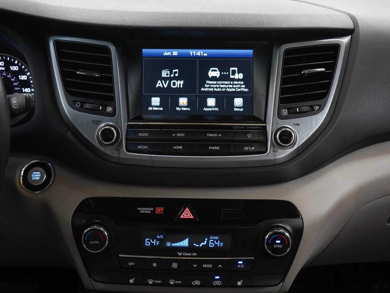 Used 2018 Black Noir Pearl Hyundai Value image 17