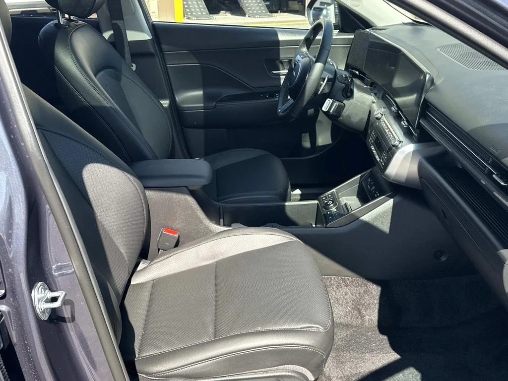 Used 2025 Blue Hyundai Limited image 14