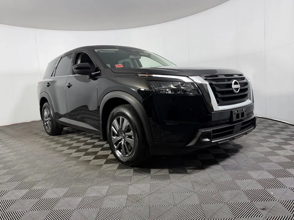 Certified Used 2025 Black Nissan S image 4