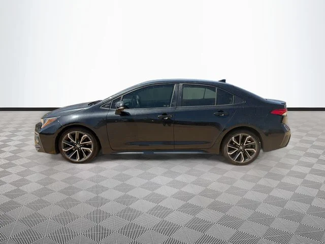 Used 2020 Black Toyota SE image 3