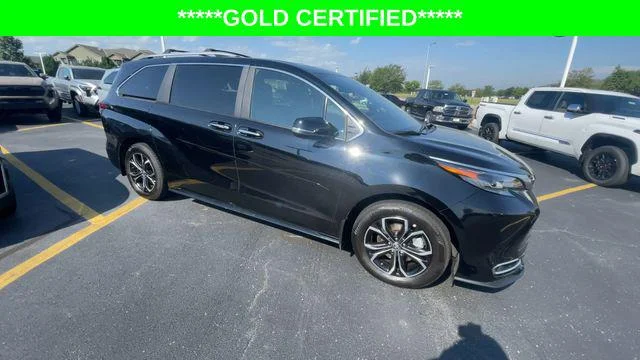 Certified Used 2025 MIDNIGHT BLACK METAL Toyota  image 4