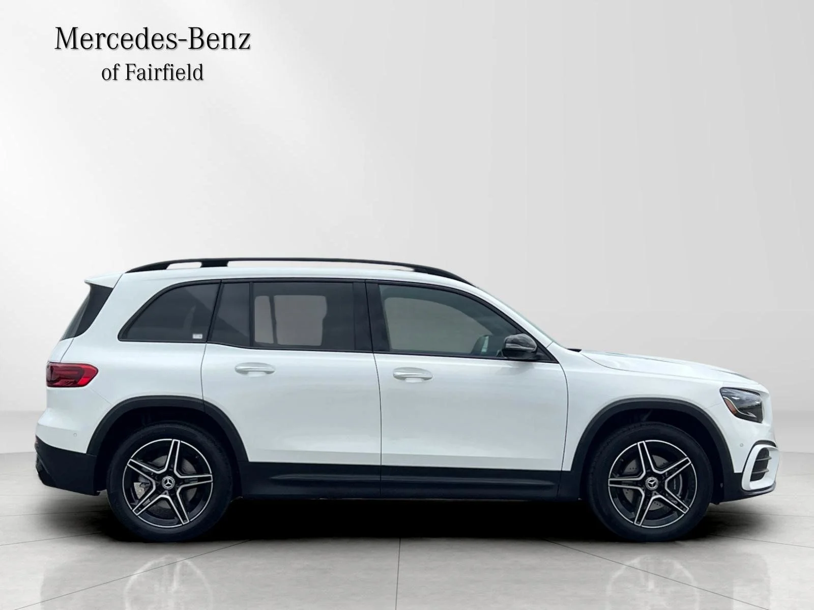 New 2026 White Mercedes-Benz GLB 250 image 8