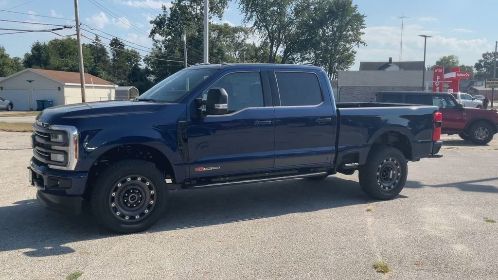 New 2027 Blue Ford XLT image 9