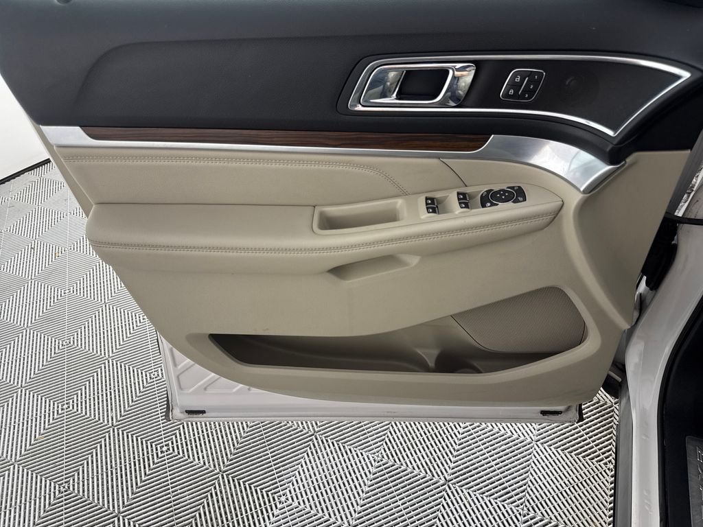 2018 Ford Explorer Limited - Photo 10