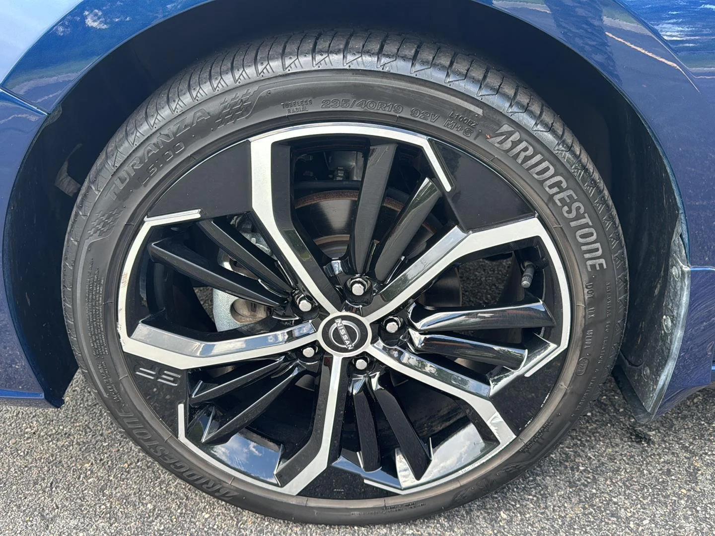 Used 2023 Deep Blue Pearl Nissan 2.5 SR image 25