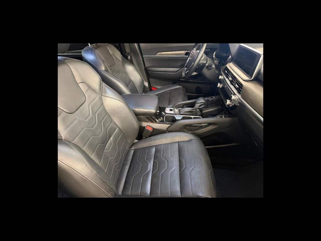 Used 2022 Gray Kia SX image 17