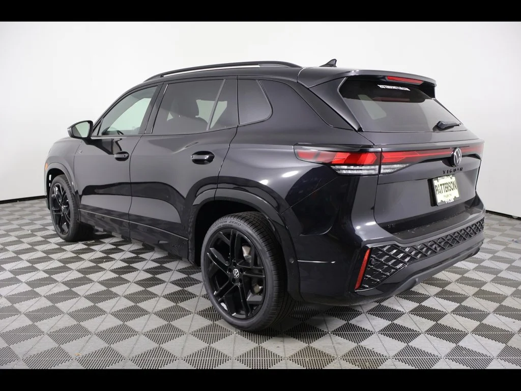 New 2026 Black Volkswagen 2.0T SE R-Line Black image 4