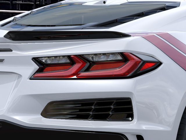 New 2027 Arctic White Chevrolet 2LT image 11