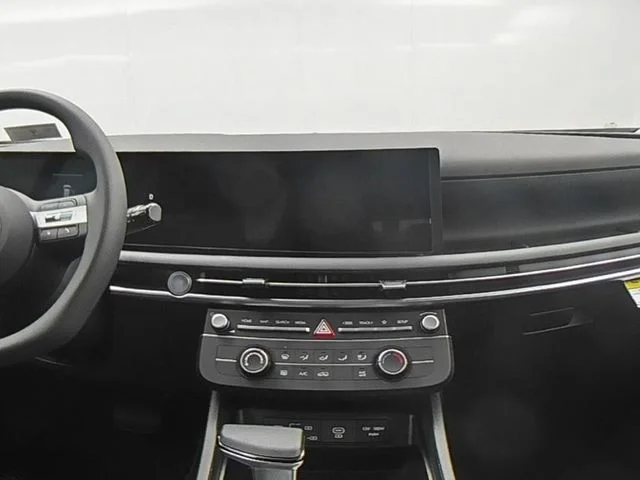 Certified Used 2026 White Hyundai SE image 25