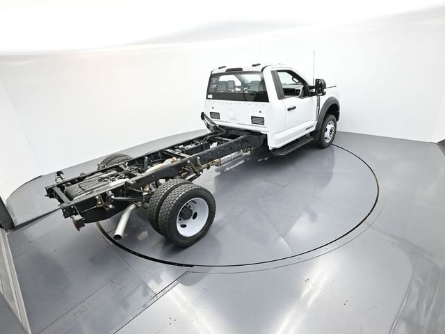 2024 Ford F-450 Super Duty Chassis Cab XL - Photo 25
