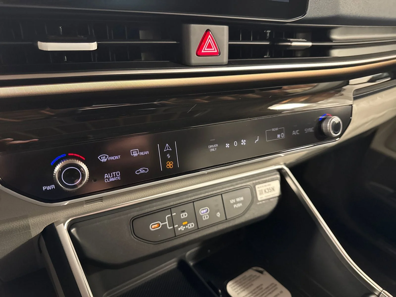 New 2026 Ceramic White Kia SX Prestige image 24