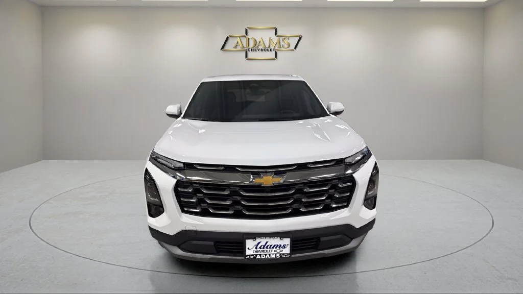 2027 Chevrolet Equinox LT - Photo 10