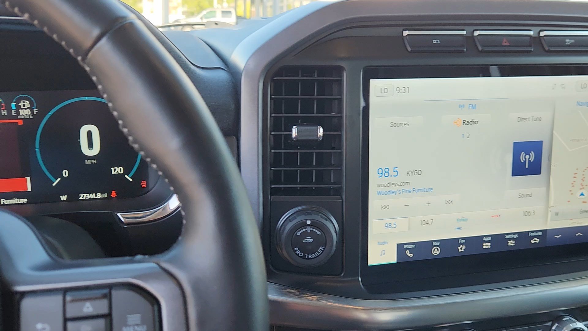 Certified Used 2023 Avalanche Ford LARIAT image 35