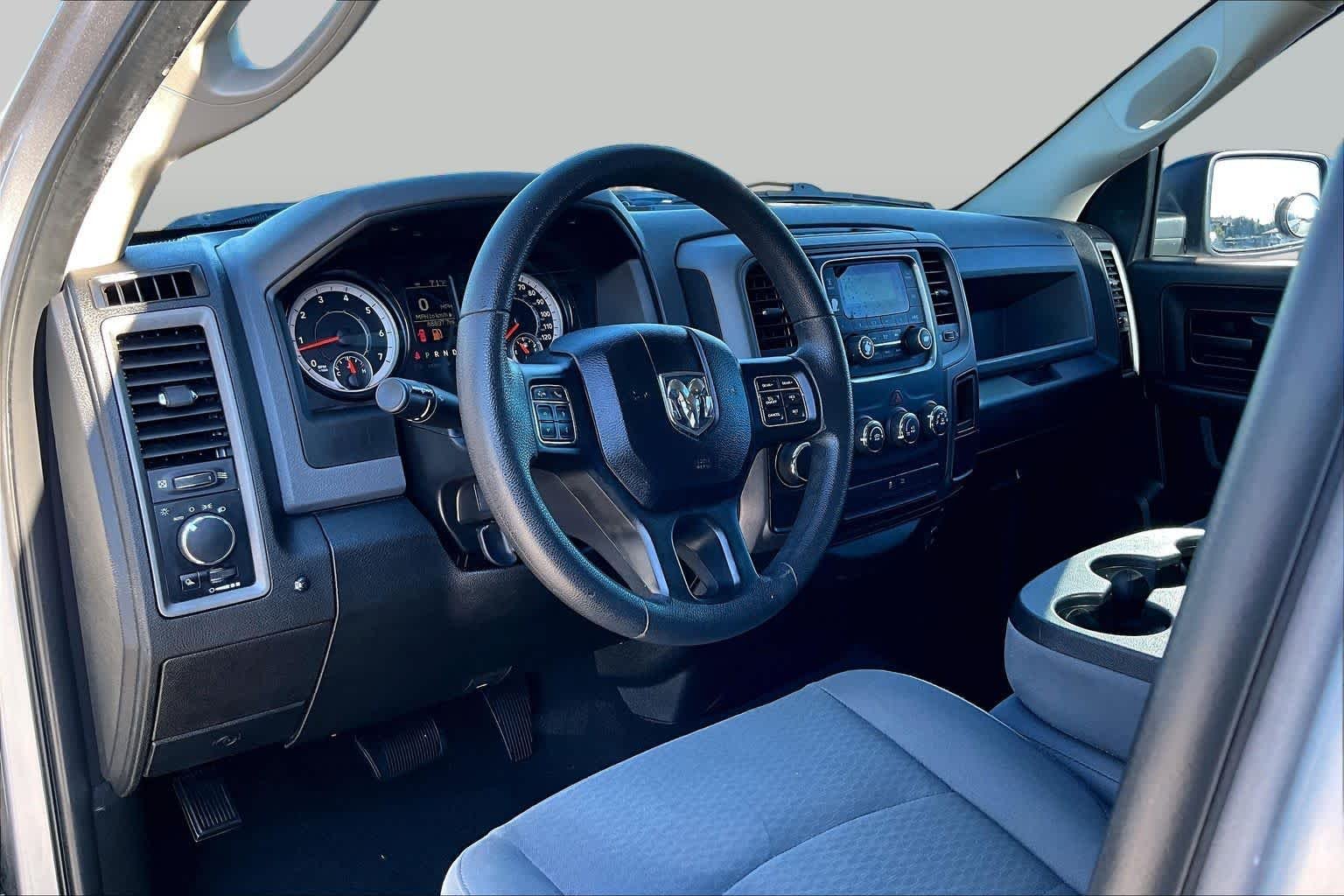 Used 2019 Billet Silver Metallic Clearcoat Ram Tradesman image 17