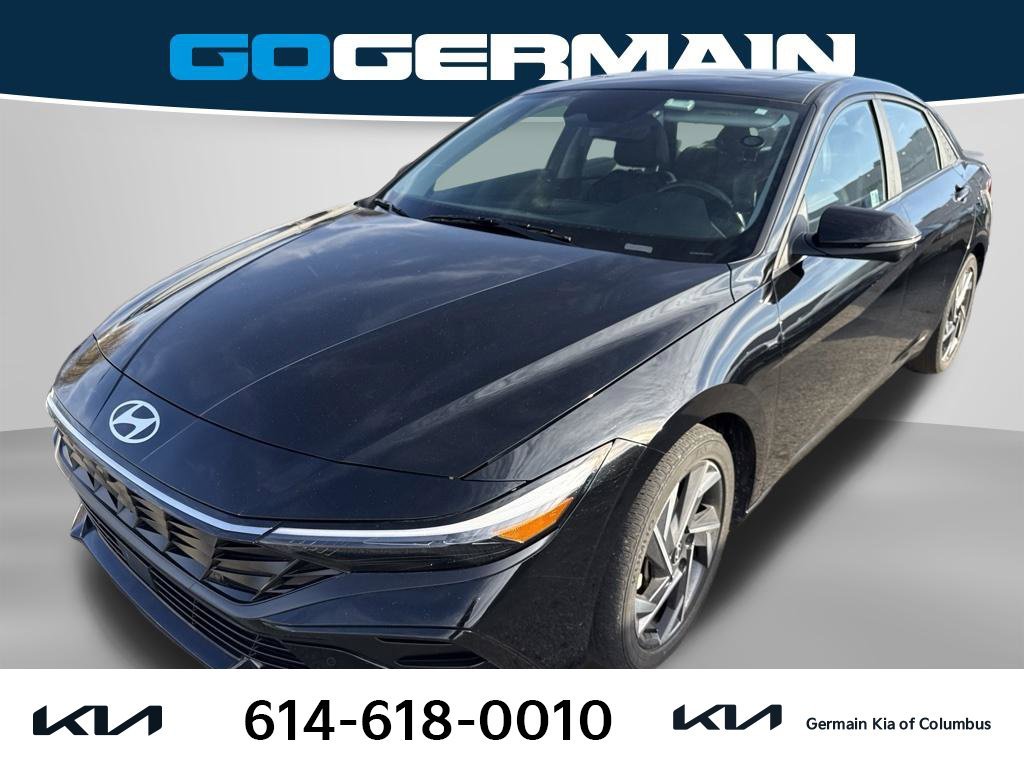 Used 2024 Black Hyundai Limited image 1