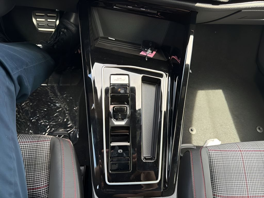 New 2026 Mythos Black Metallic Volkswagen 2.0T S image 16