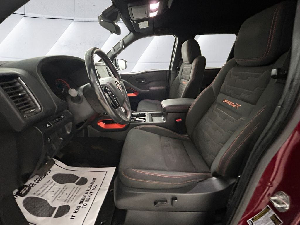 View vehicle photo 7