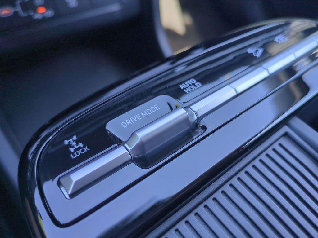 New 2026 Gray Hyundai SEL AWD image 17