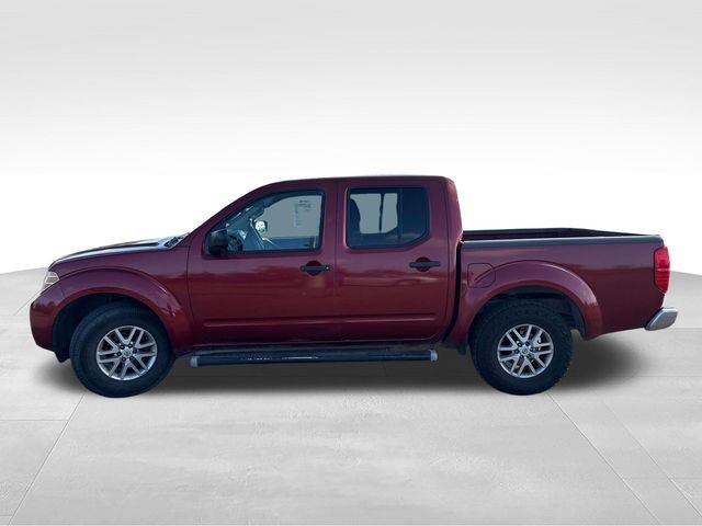 Used 2016 Red Nissan SV image 4
