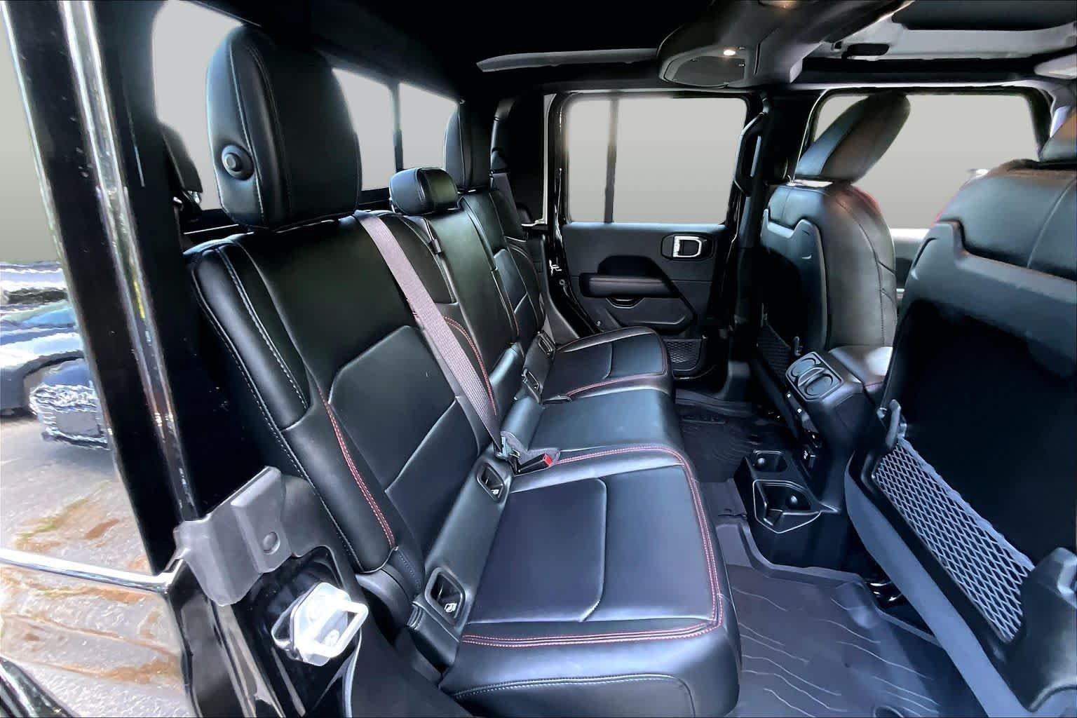 Used 2024 Black Clearcoat Jeep Rubicon X image 18