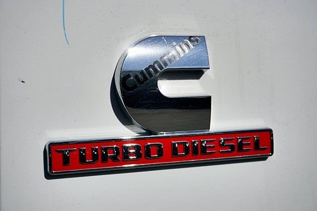 New 2026 Bright White Clear-Coat Exterior Paint RAM Big Horn image 10