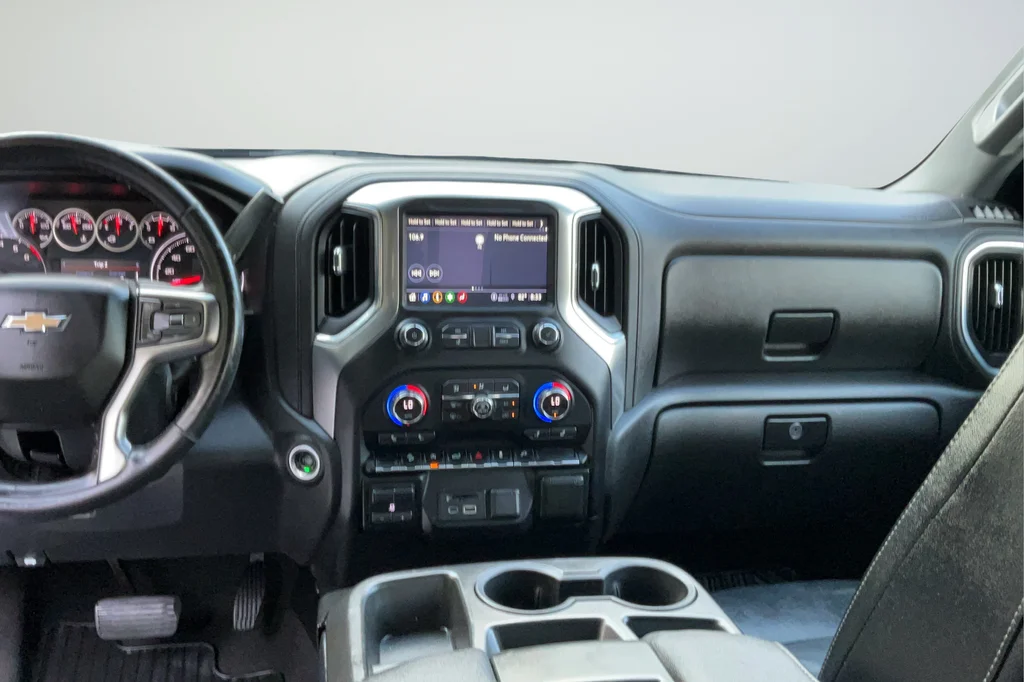 Used 2021 Black Chevrolet LT image 16