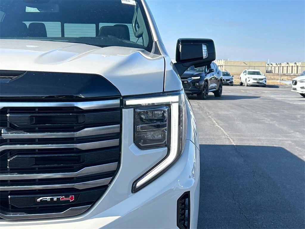 2026 GMC SIERRA - Image 9