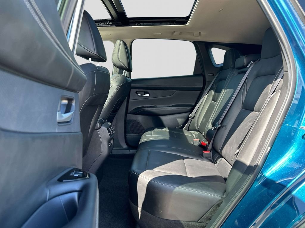 Used 2025 Blue Nissan SL image 10