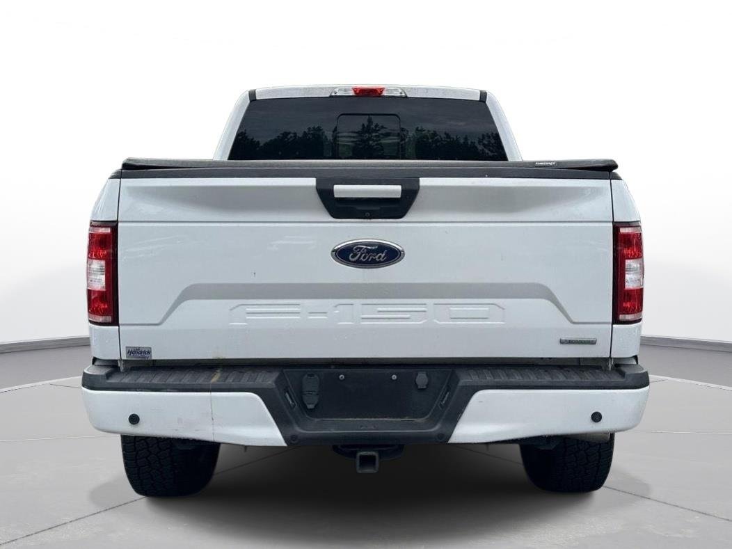 Used 2018 Oxford White Ford XLT image 7