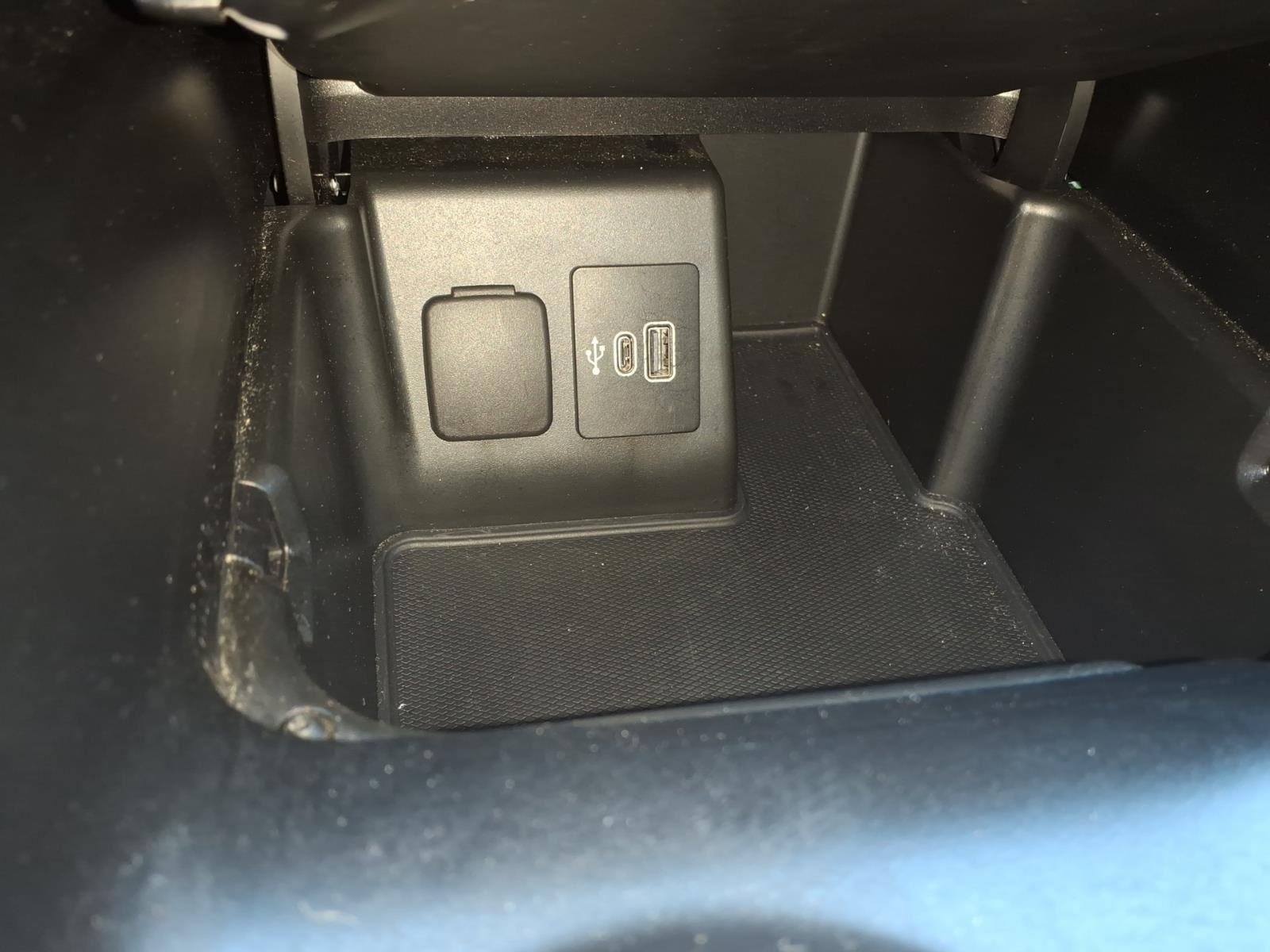 Used 2025  Ford ST-Line image 28