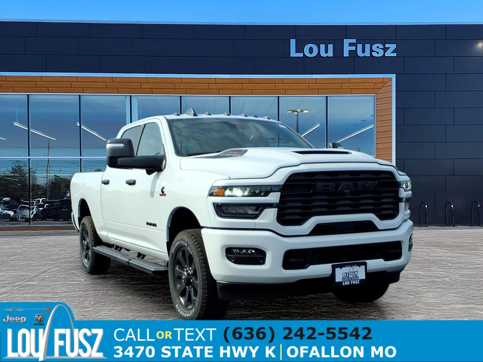 New 2026 Bright White Clear-Coat Exterior Paint RAM Big Horn image 1