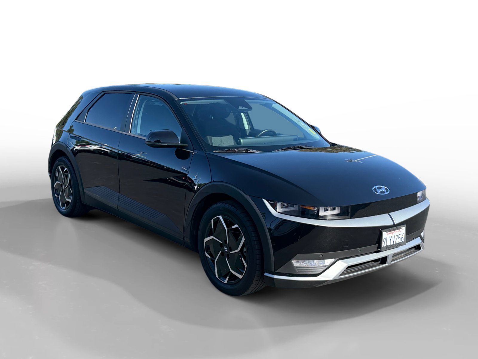 Used 2024 Abyss Black Hyundai SEL image 7
