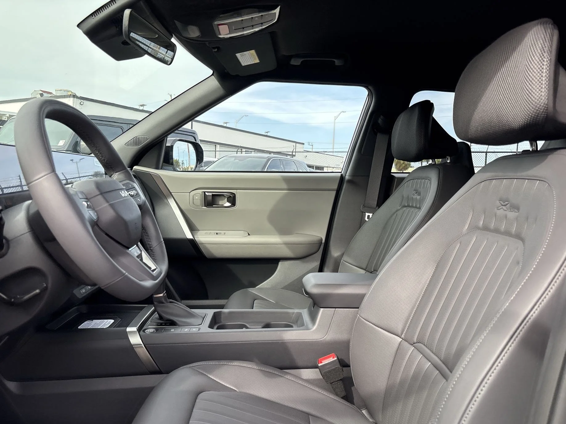 New 2027 Terrain Brown Kia X-Line S image 15