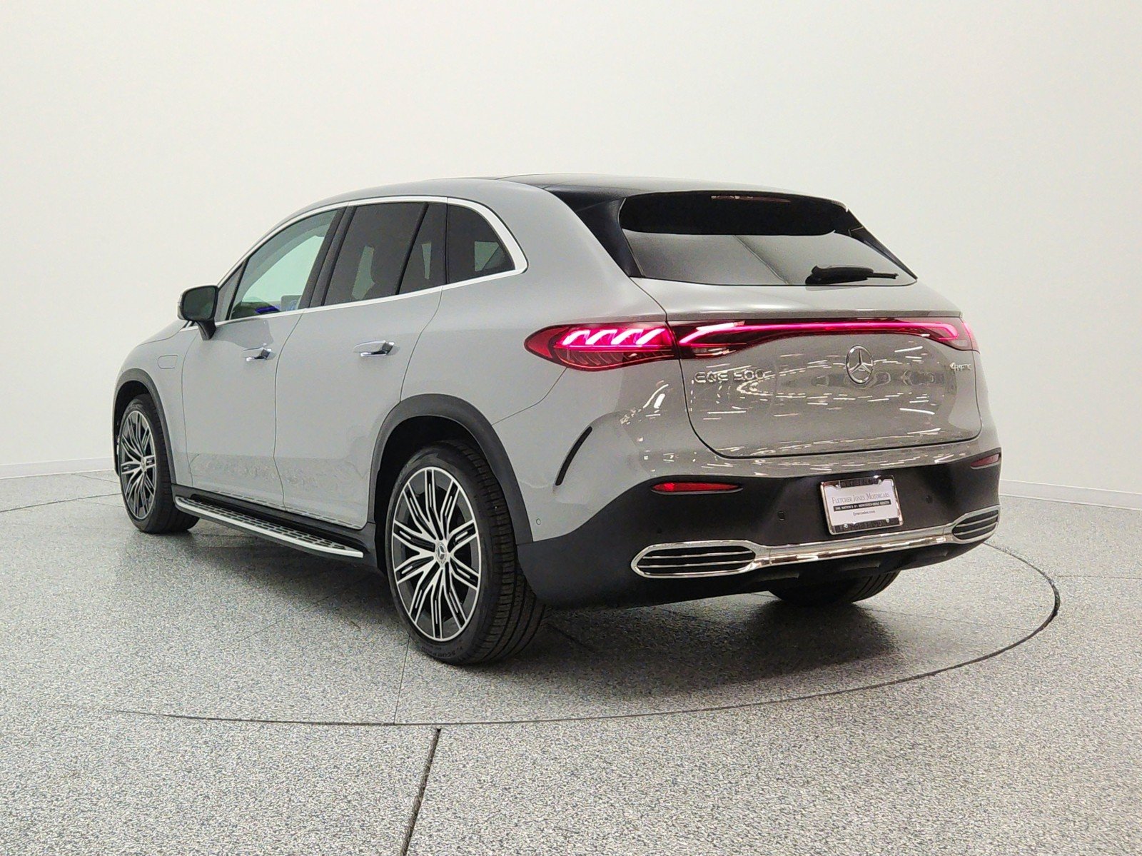 Certified Used 2023 MANUFAKTUR Alpine Grey Mercedes-Benz EQE 500 4MATIC® SUV image 7