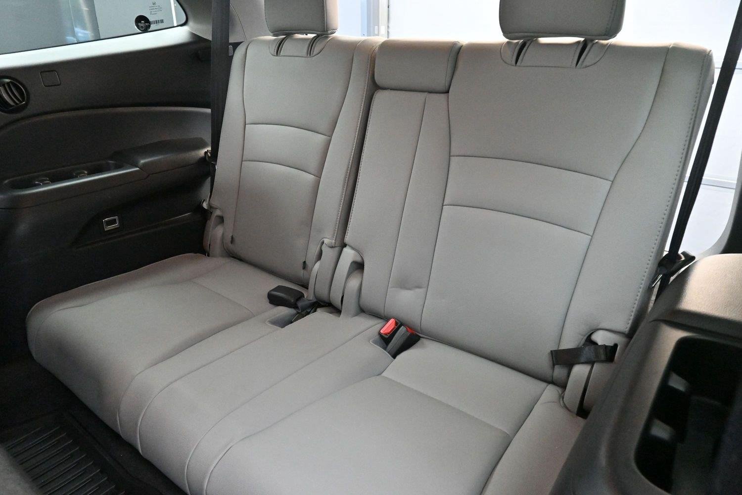 Used 2019 Modern Steel Metallic Honda EX-L image 33