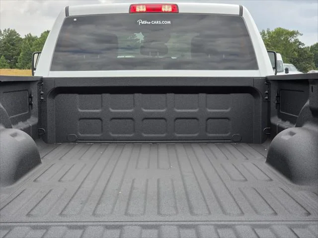 New 2026 Bright White Clear-Coat Exterior Paint RAM Tradesman image 6