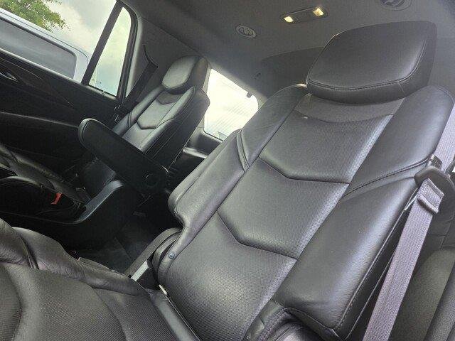 Used 2017 Dark Adriatic Blue Metallic Cadillac Luxury image 25