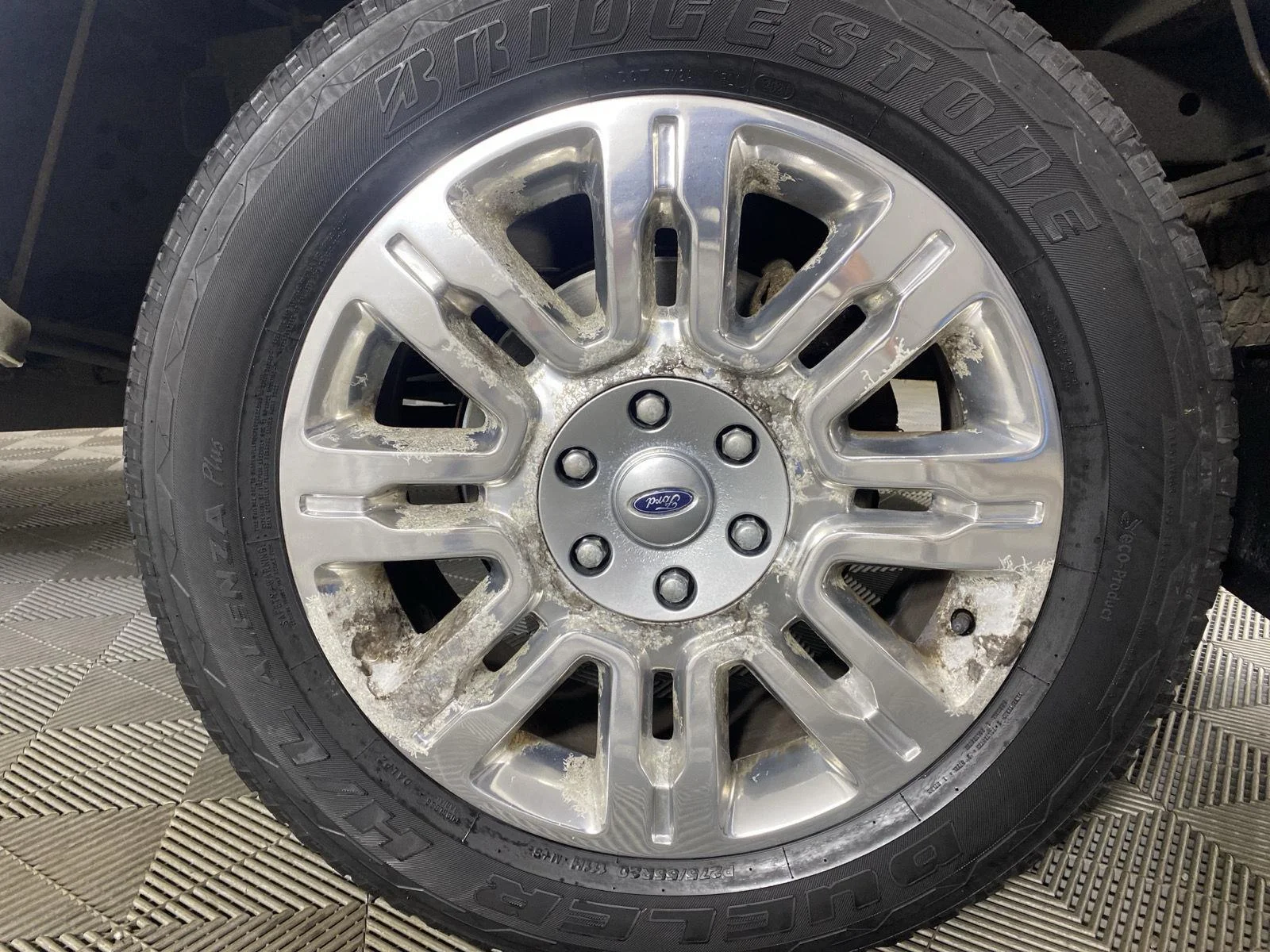 Used 2014 White Platinum Metallic Tri-Coat Ford  image 19