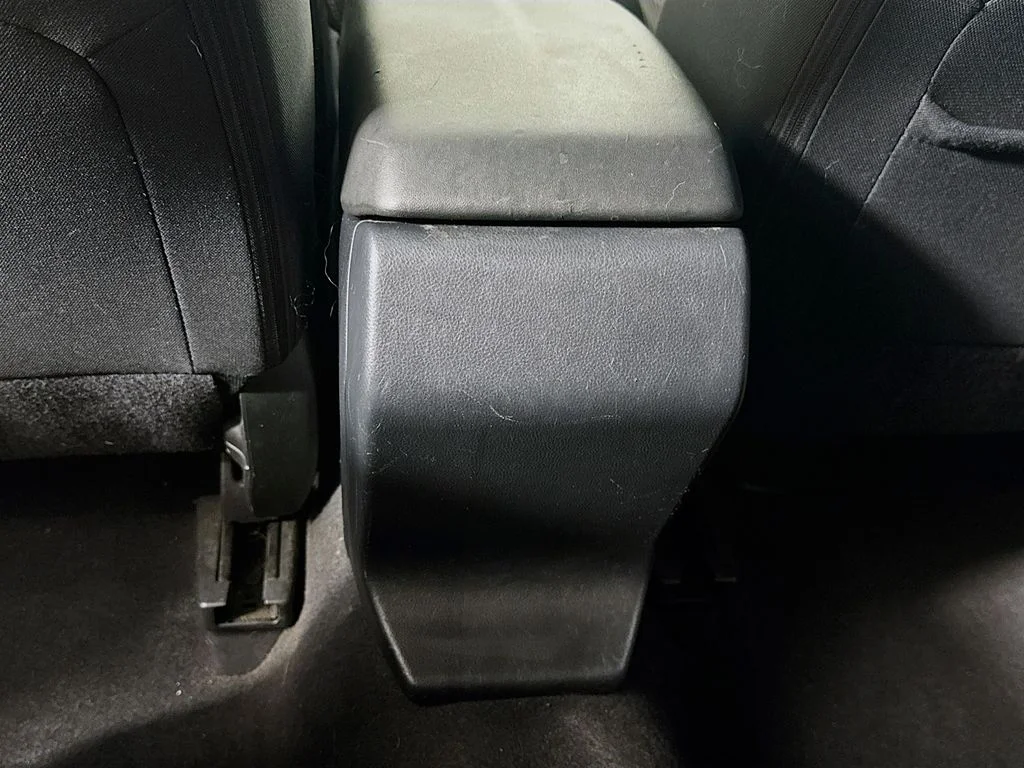 Used 2018 Black Subaru 2.0i image 28