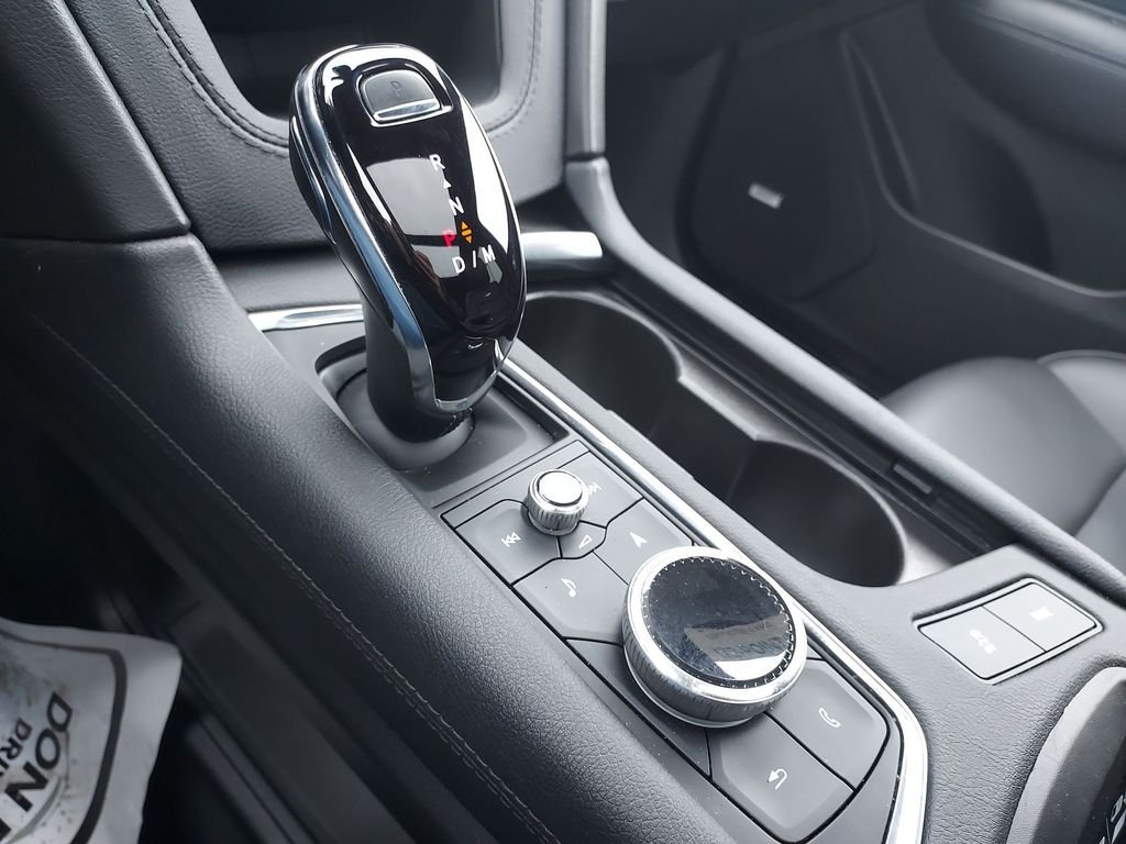 Used 2024 Black Cadillac Sport image 26