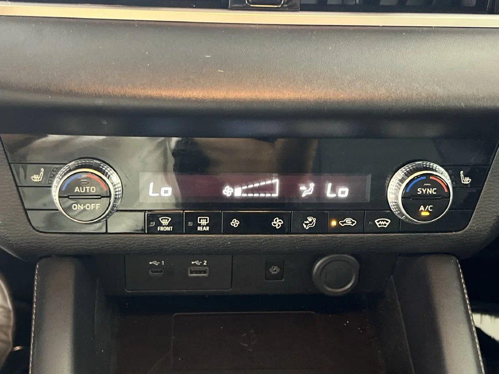 Used 2024 Black Mitsubishi SE image 16