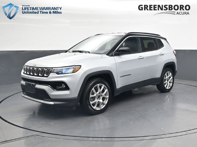 Used 2025 Silver Jeep Limited image 12