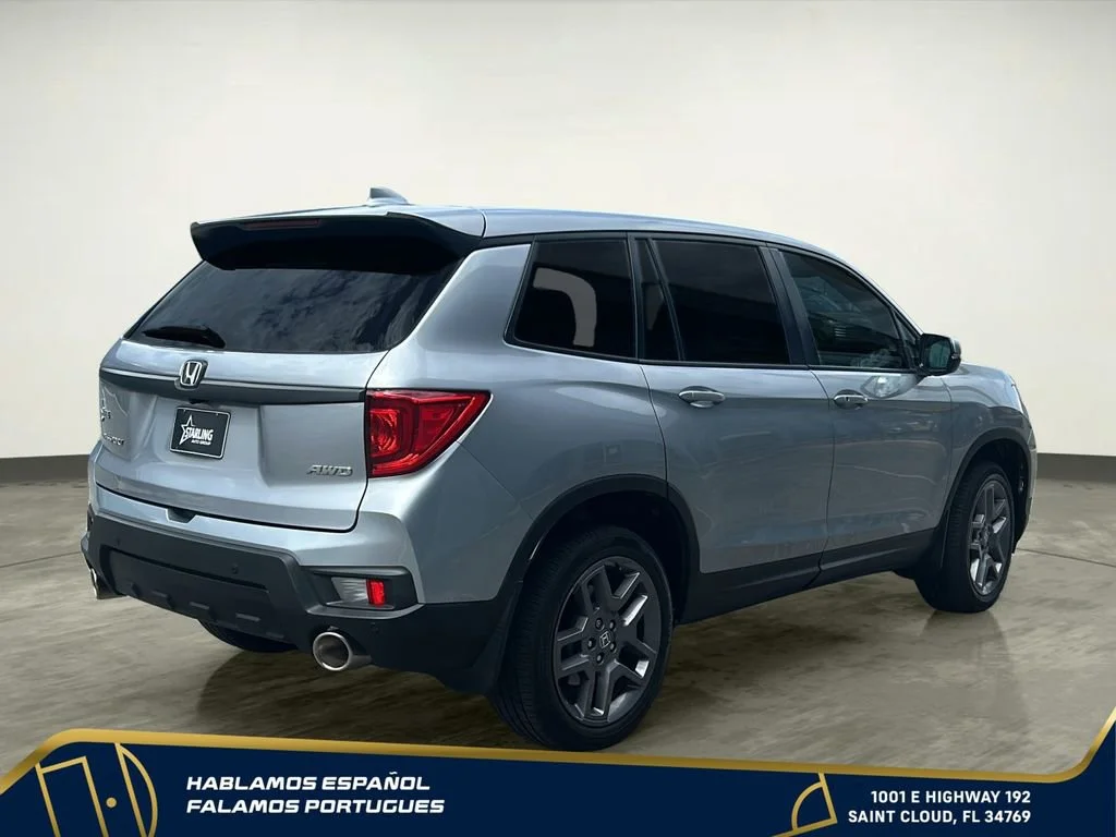 Used 2023 Silver Honda AWD EX-L image 6