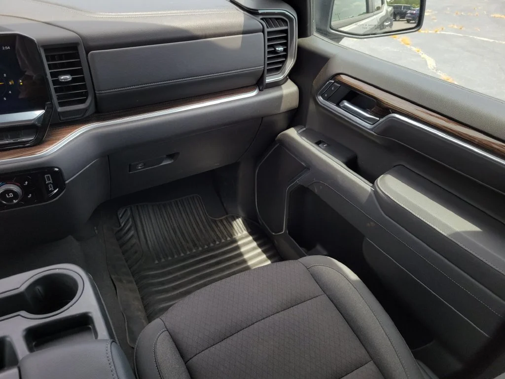 Used 2026 Sterling Gray Metallic Chevrolet LT image 20