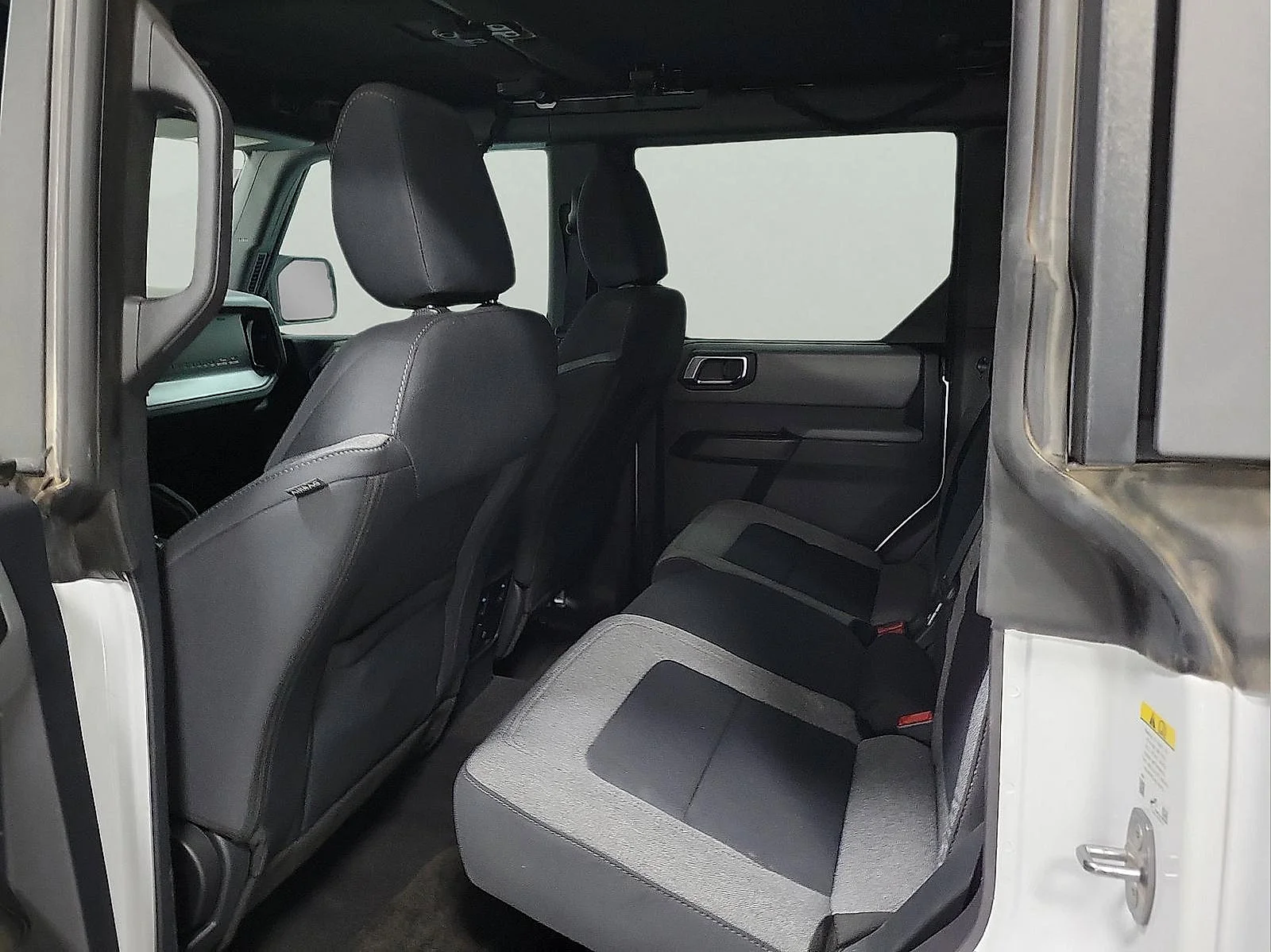 Used 2022 White Ford  image 9