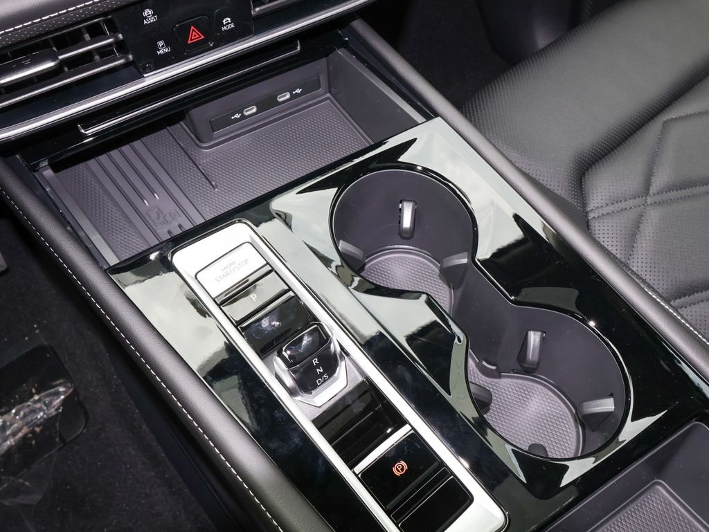 New 2026 Black Volkswagen 2.0T SE w/Technology image 27