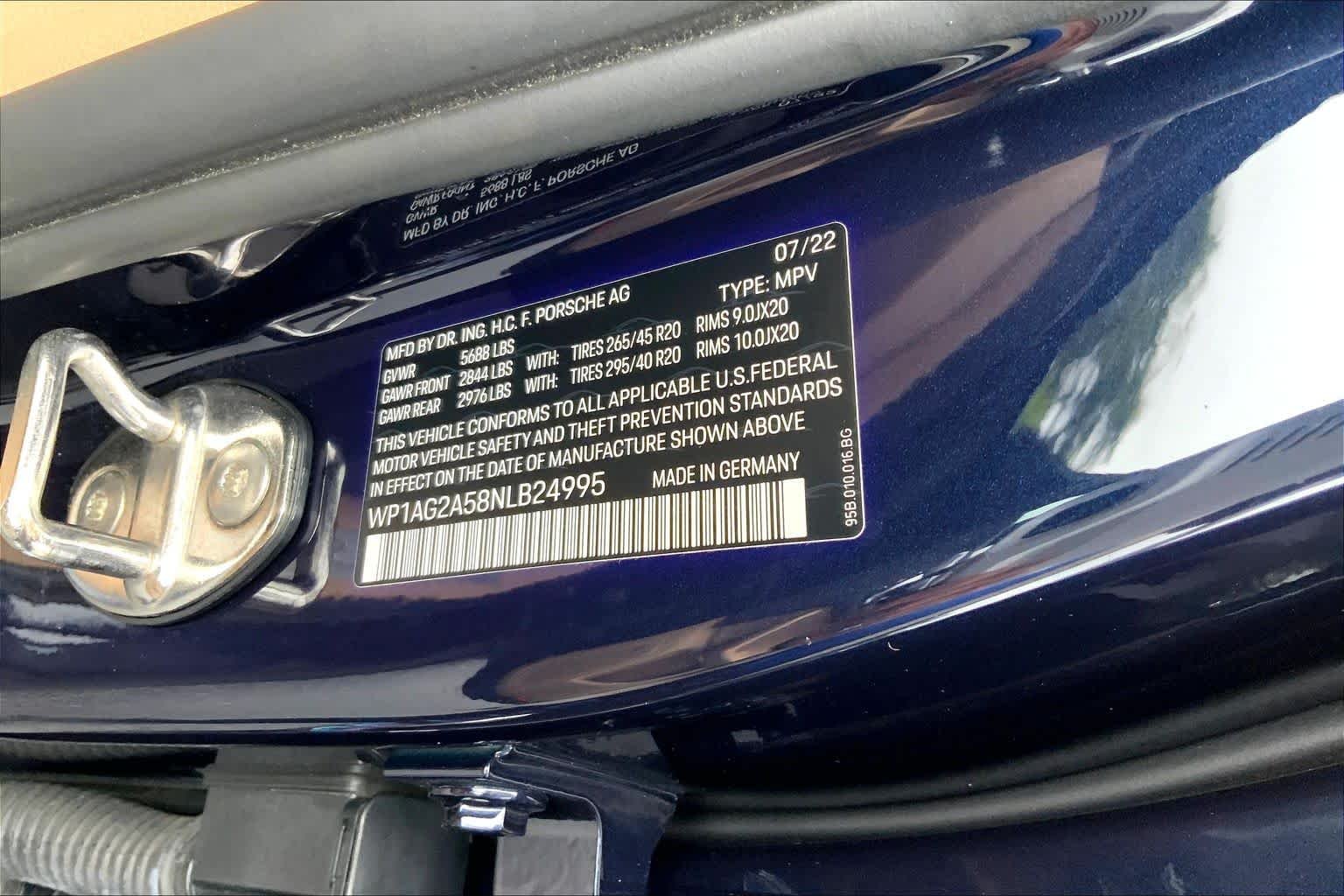 Used 2022 Night Blue Metallic Porsche S image 35